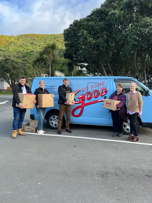 Wētā Workshop ready to ‘Do Some Good’ at Ōwhiro Bay School